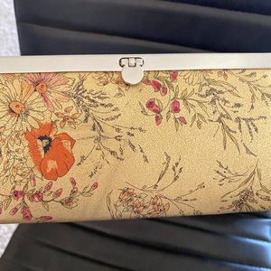 Gold Floral Silver Hardware Vintage Style Clutch Wallet